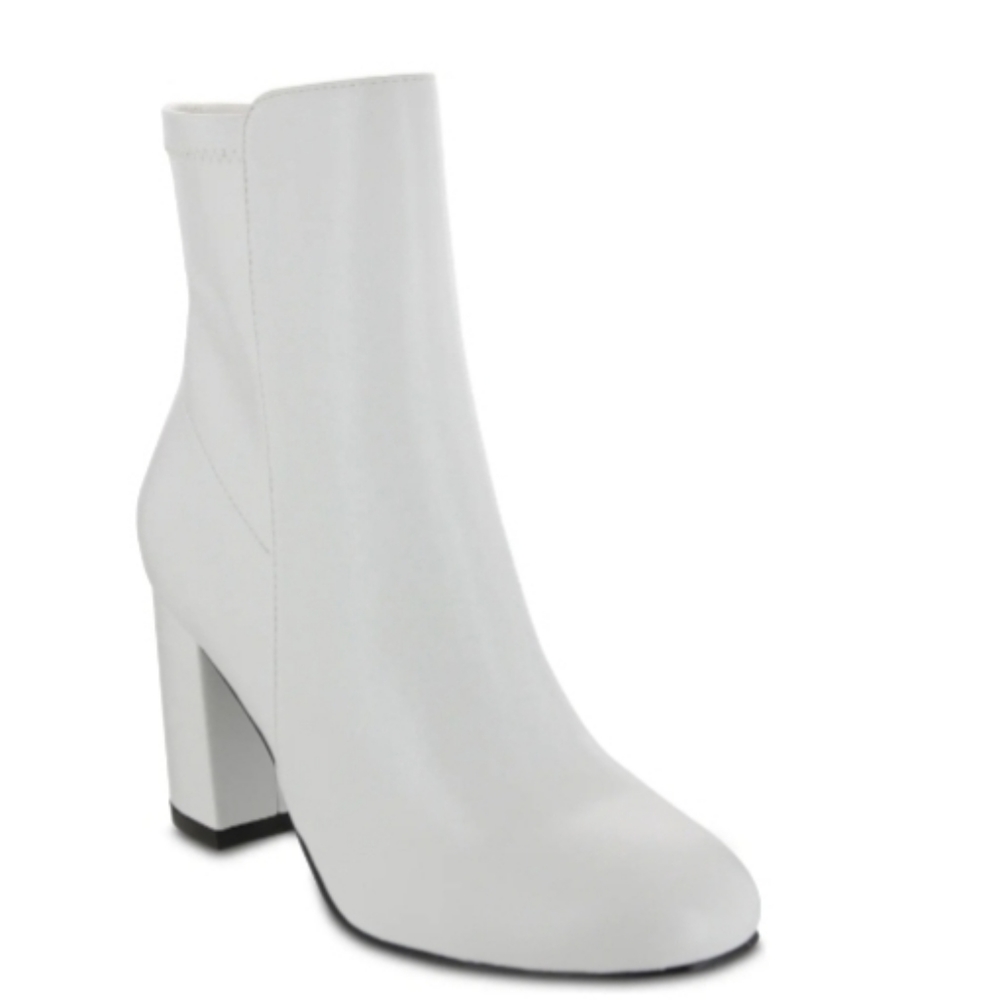 MIA Kymi Block Heel Bootie - Picture 2 of 10